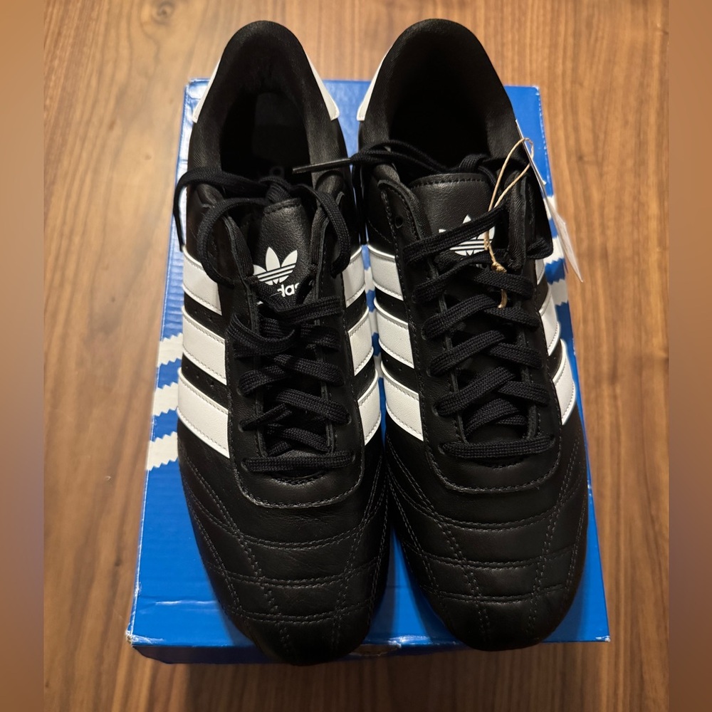 Adidas Taekwondo 8.5 Women’s Black and White NIB